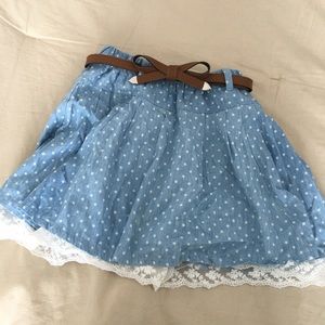 Skirt w/ belt